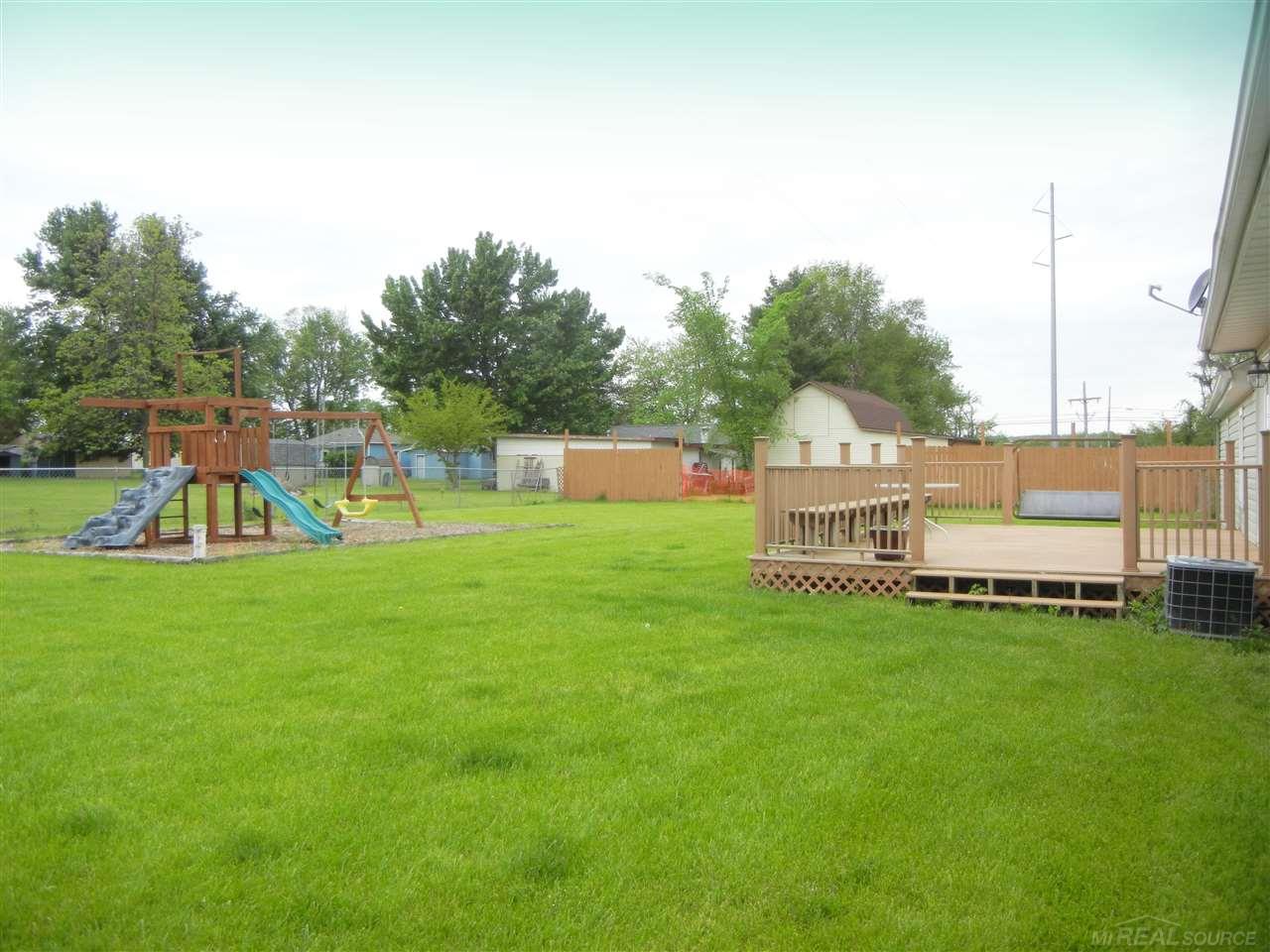 2520 East Copas Road Owosso, MI 48867 - Photo 16 of 22 31320655-19.JPG