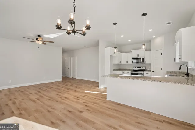 $259,900 | 180 Foxridge Court, Metter, GA 30439