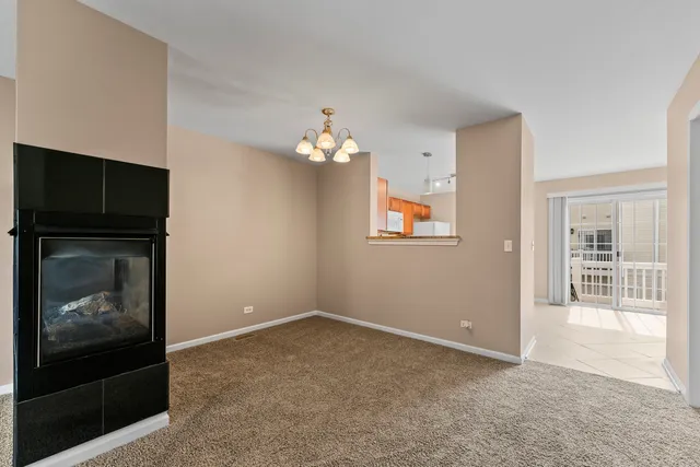 $250,000 | 582 Holiday Lane, Round Lake, IL 60073