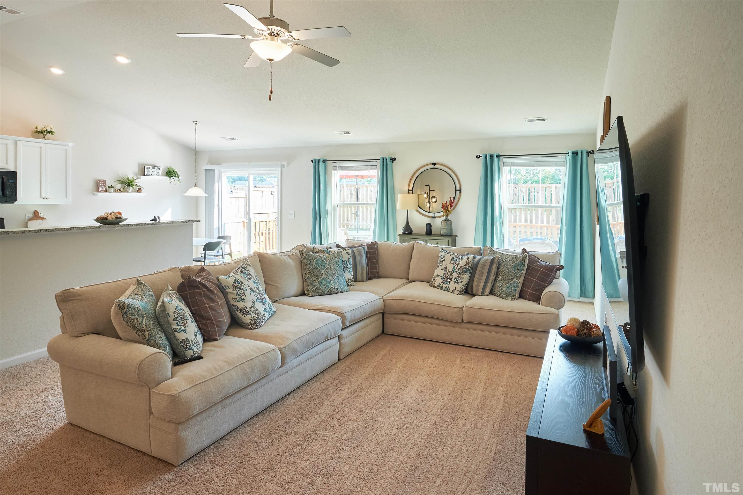 360 Rustling Way Zebulon, NC 27597 - Photo 5 of 30 Gallery Image 5