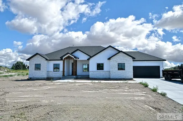 $675,000 | 837 East 1560 Street, Shelley, ID 83274
