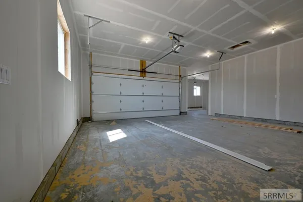 $675,000 | 837 East 1560 Street, Shelley, ID 83274