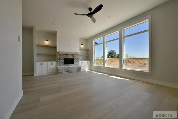 $675,000 | 837 East 1560 Street, Shelley, ID 83274