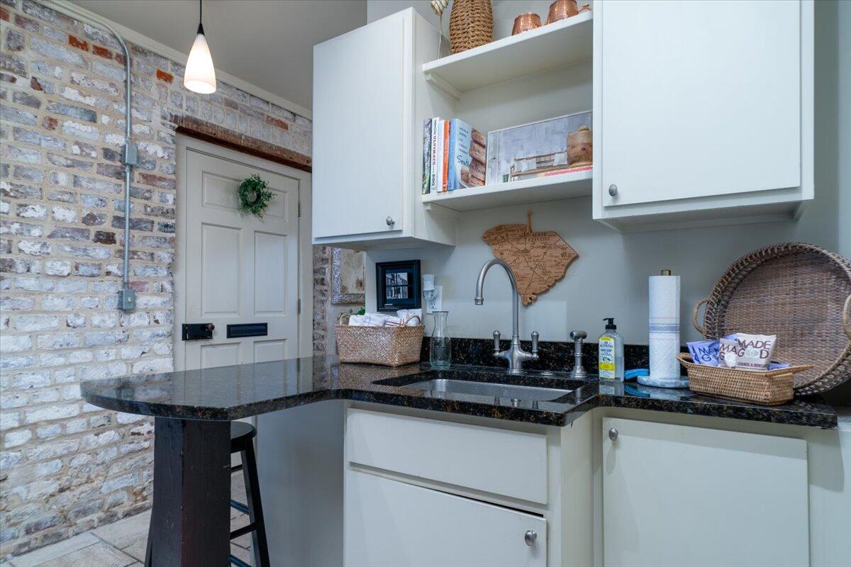 53 Hasell Street, Unit J Charleston, SC 29401 - Photo 14 of 20 18-53Hasell_018
