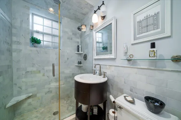 $3,500 | 53 Hasell Street, Unit J, Charleston, SC 29401