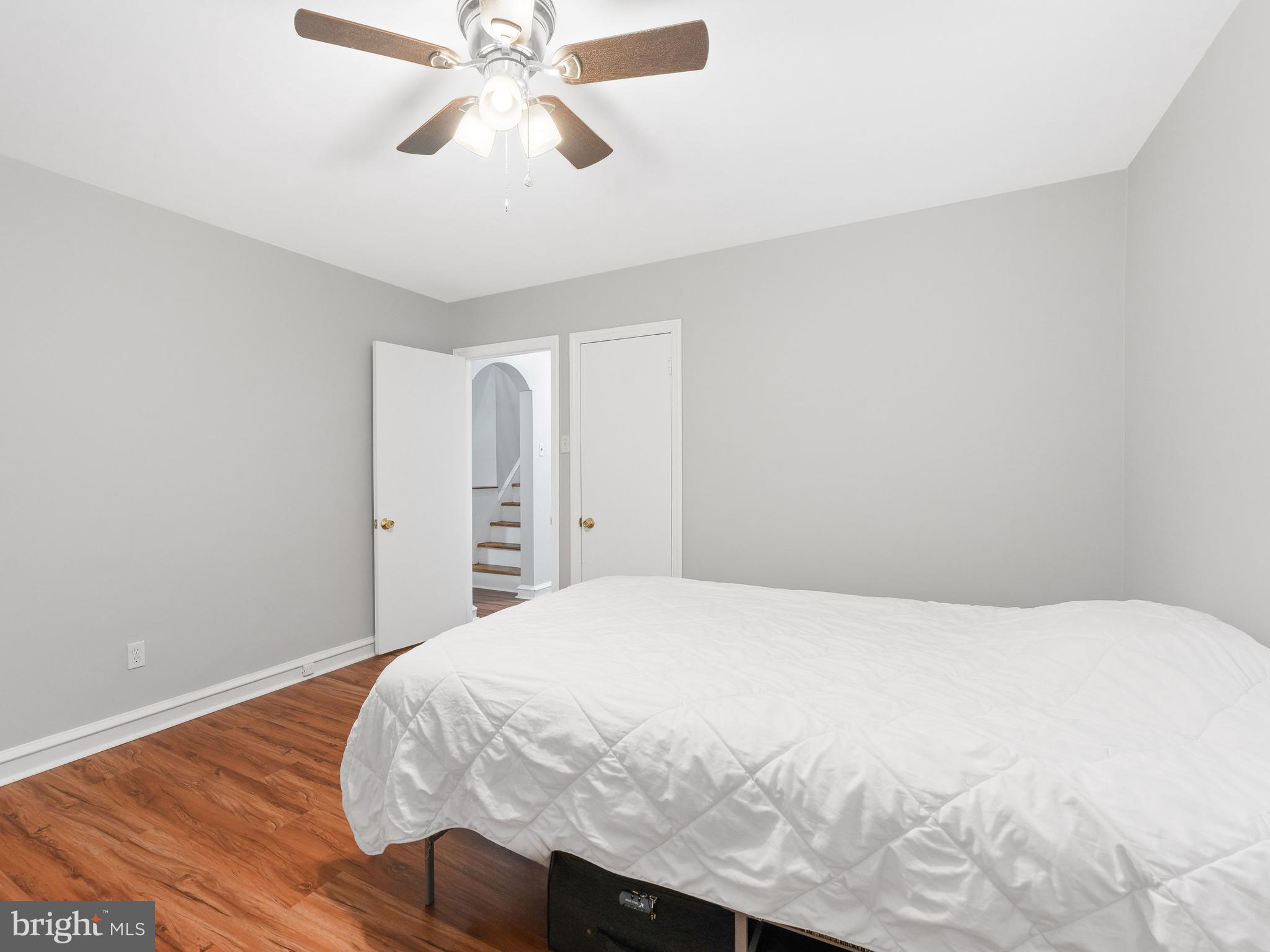 236 Boyer Road Cheltenham, PA 19012 - Photo 11 of 34 a large white bed in a white room