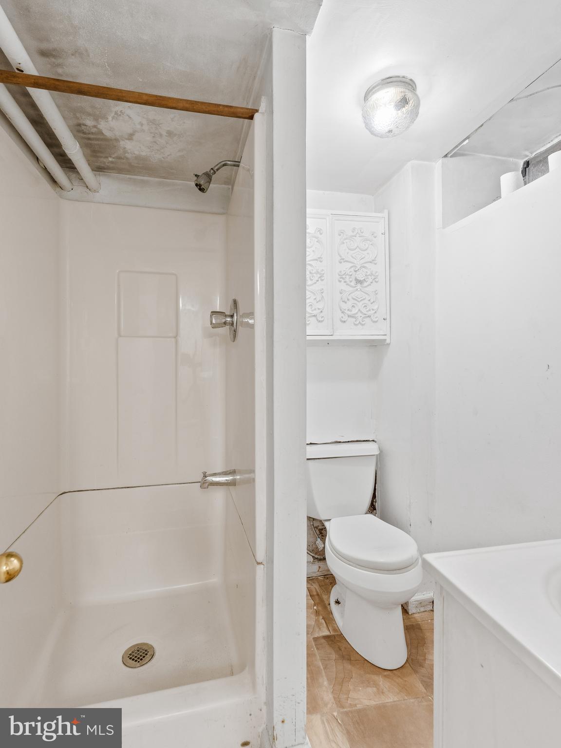236 Boyer Road Cheltenham, PA 19012 - Photo 25 of 34 a bathroom with a toilet and a shower