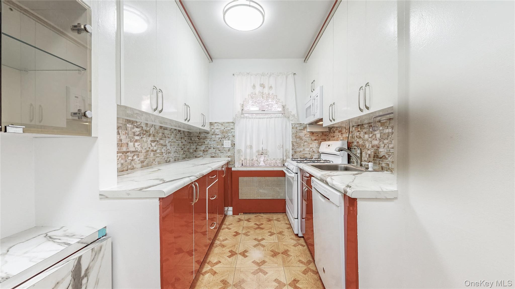 65-41 Booth Street, Unit 4A Queens, NY 11374 - Photo 5 of 17