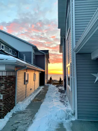 $535,000 | 2614 Lake Street, Algoma, WI 54201