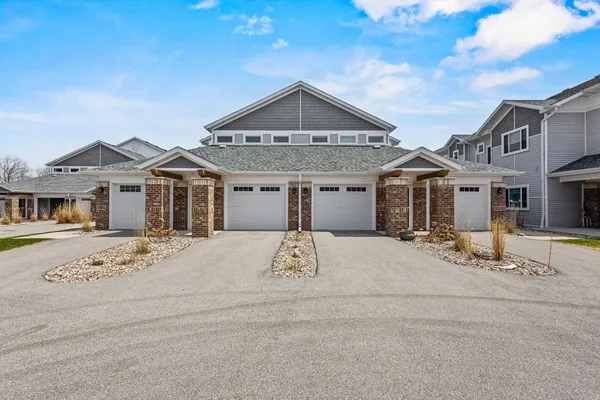 $535,000 | 2614 Lake Street, Algoma, WI 54201