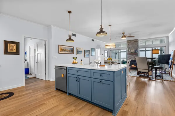 $535,000 | 2614 Lake Street, Algoma, WI 54201
