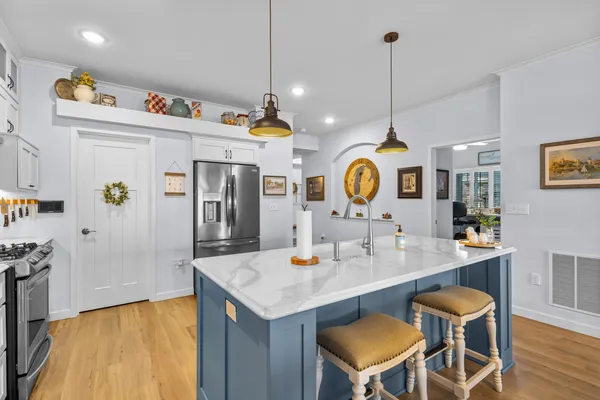 $535,000 | 2614 Lake Street, Algoma, WI 54201