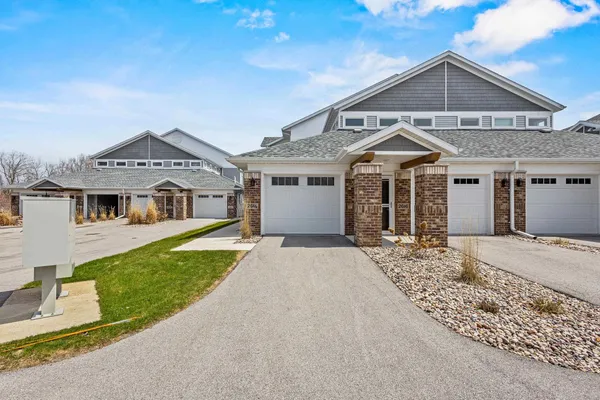 $535,000 | 2614 Lake Street, Algoma, WI 54201