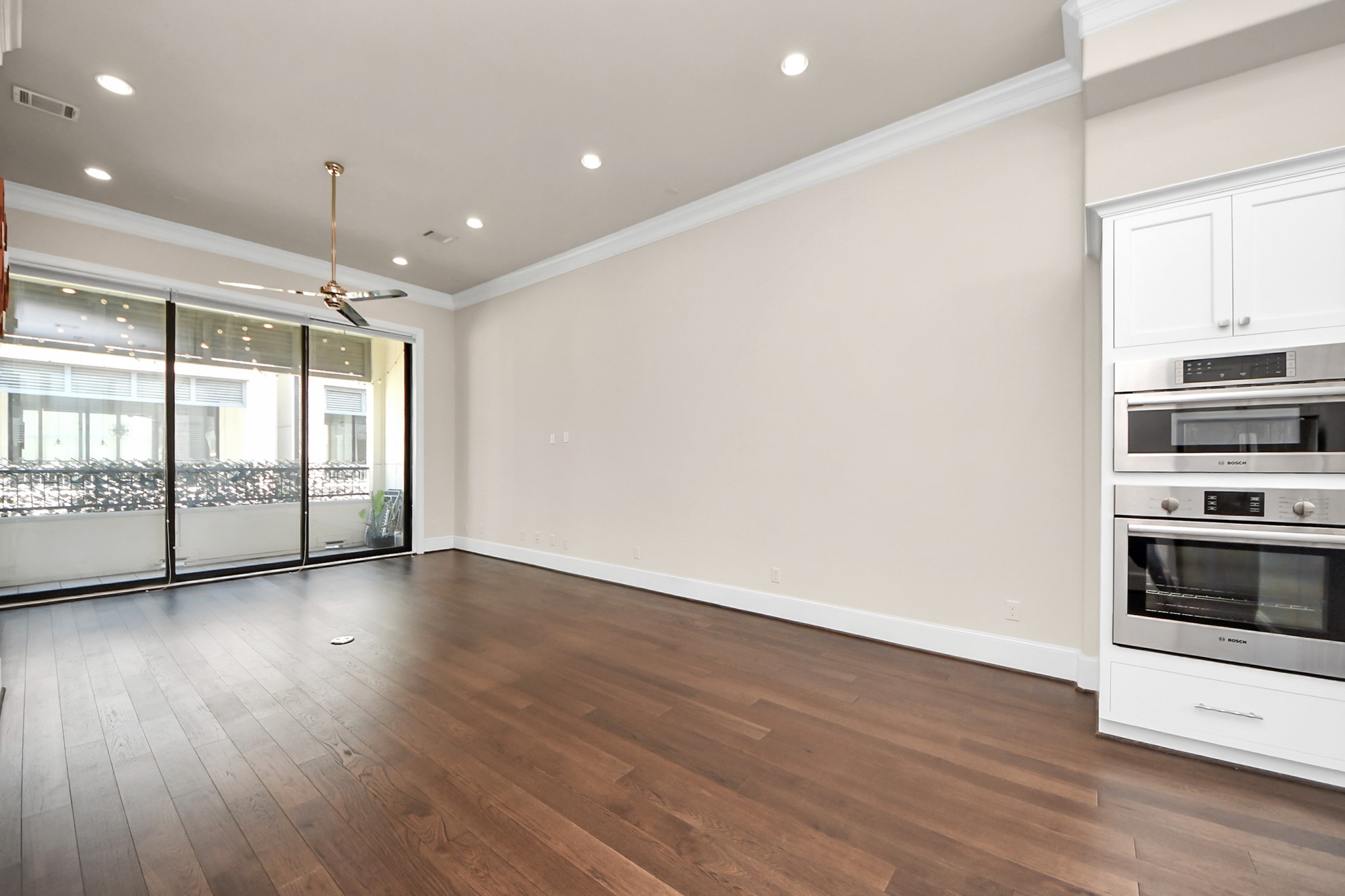6072 Kansas Street Houston, TX 77007 - Photo 24 of 47