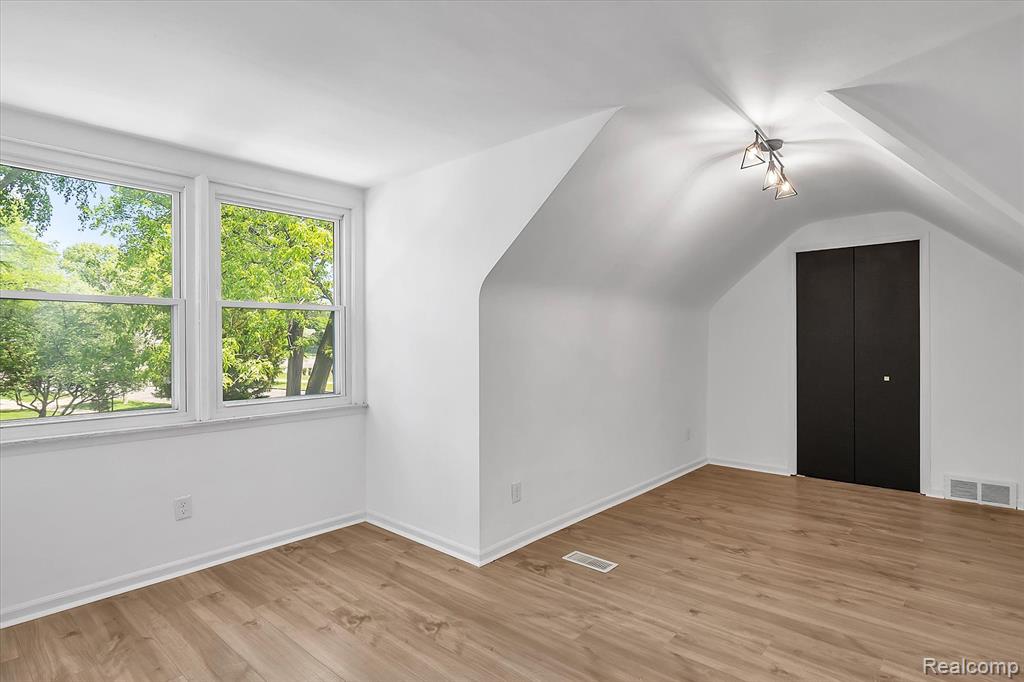 403 Touraine Road Grosse Pointe Farms, MI 48236 - Photo 29 of 50