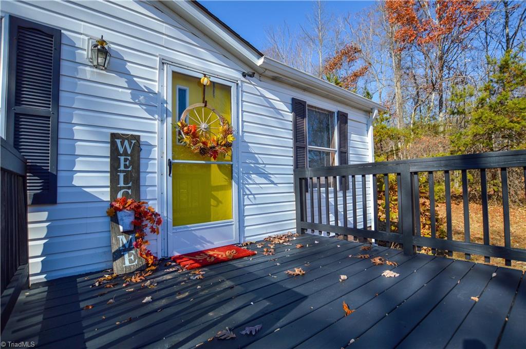 1090 Deer Chase Road Madison, NC 27025 - Photo 3 of 27 Gallery Image 3