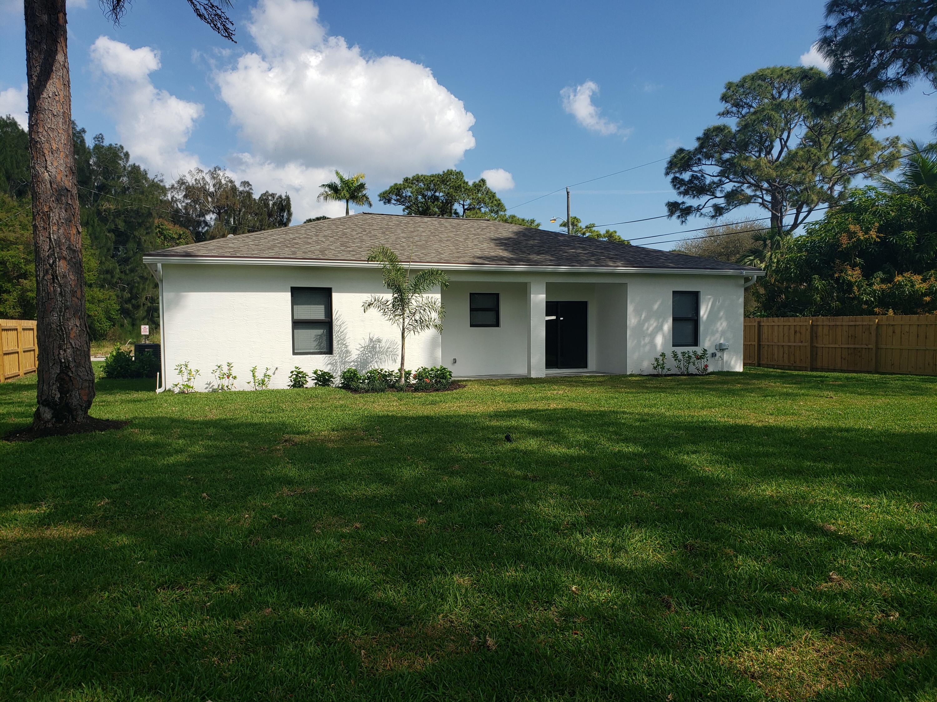 6888 173rd Street North Jupiter, FL 33458 - Photo 10 of 42 20230224_110624