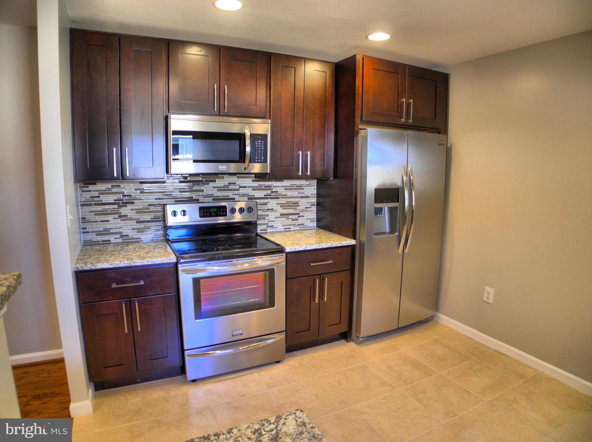 1016 Springhill Way Gambrills, MD 21054 - Photo 2 of 30 Kitchen