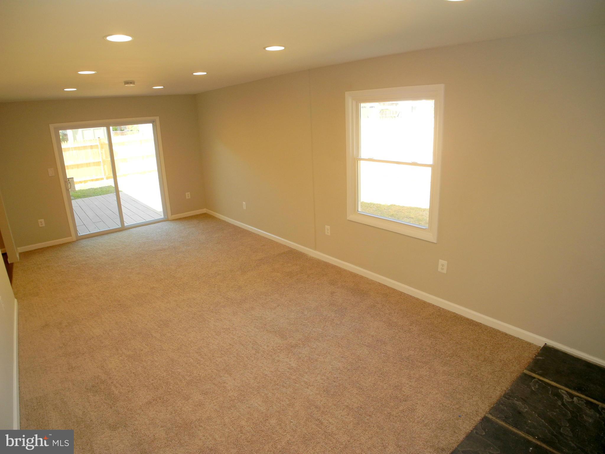 1016 Springhill Way Gambrills, MD 21054 - Photo 28 of 30 Family Room