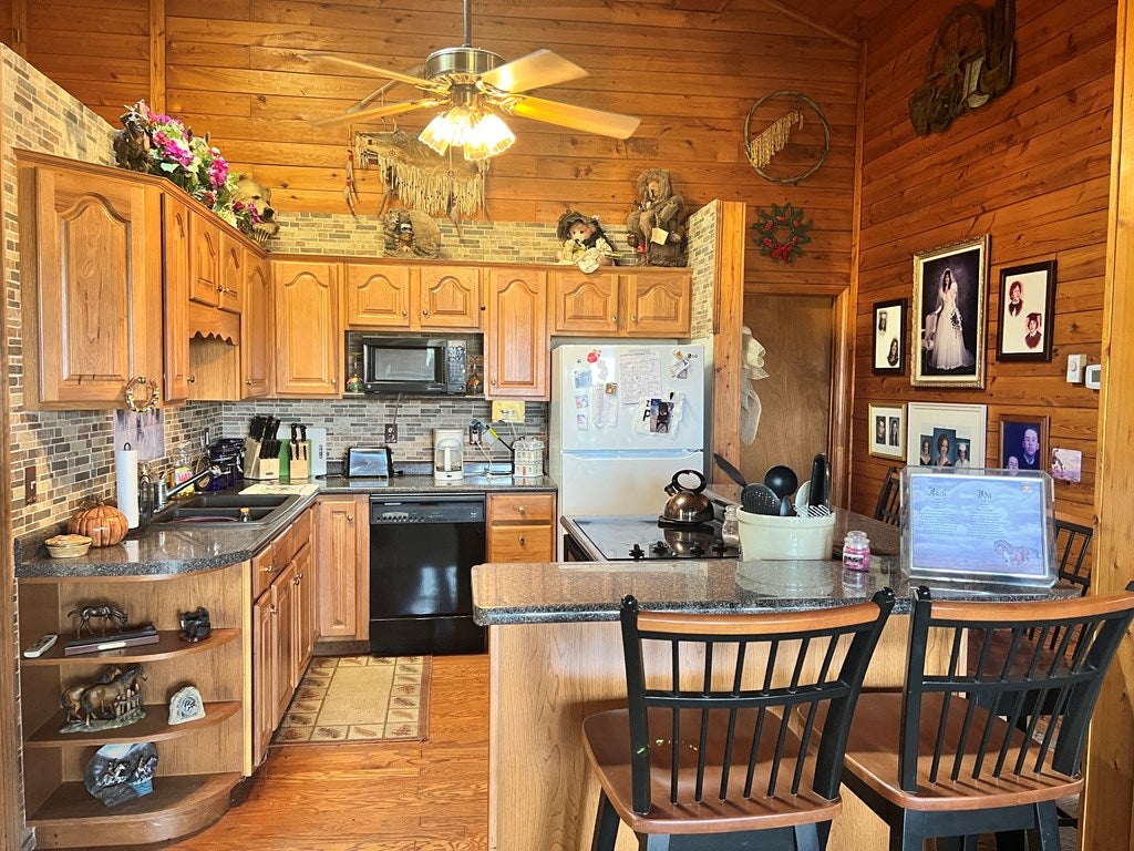 2616 Pope Road, Unit 11B Ivanhoe, VA 24350 - Photo 12 of 34 Gallery Image 12