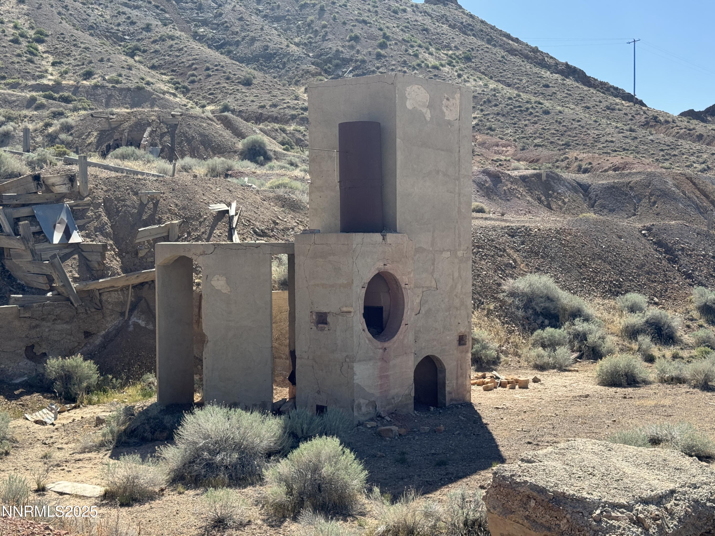1508012 Coal Canyon Road Lovelock, NV 89419 - Photo 4 of 40 a picture of a outdoor space