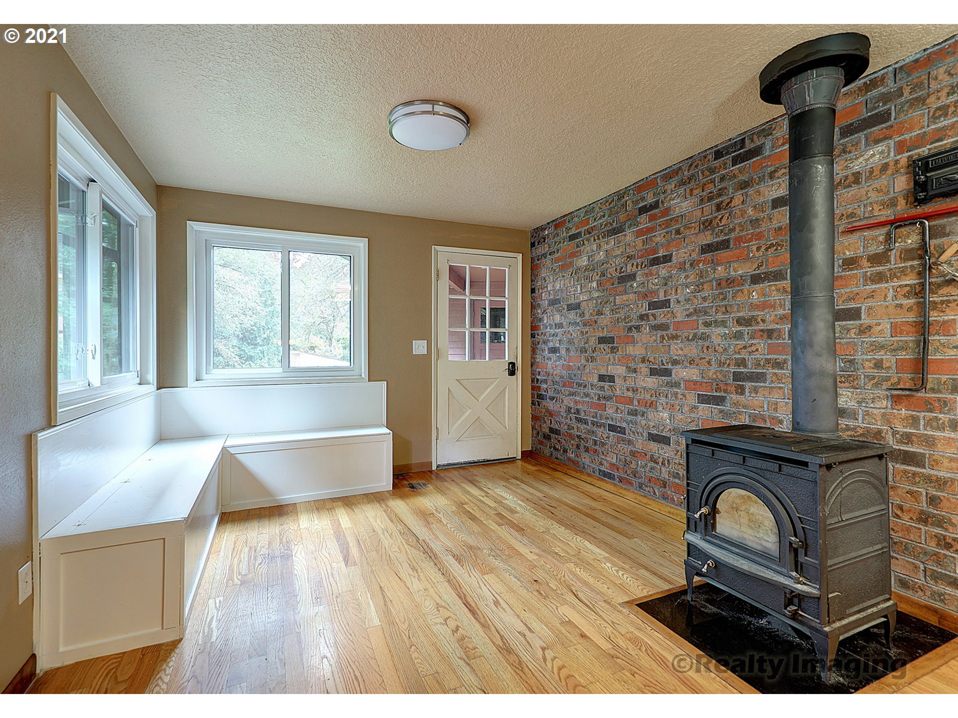 57426 Bay View Ridge Warren, OR 97053 - Photo 8 of 29 Gallery Image 8