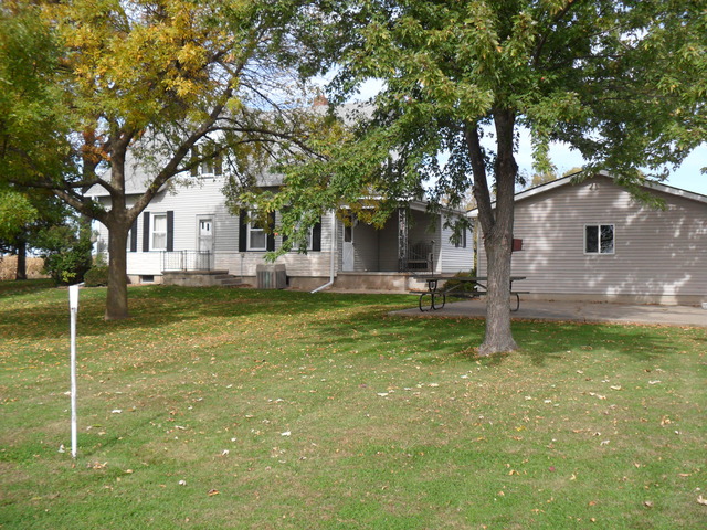 16580 Norton Road Morrison, IL 61270 - Photo 1 of 10