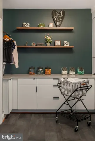 $1,399,000 | 4873 Point Road, Warrenton, VA 20187