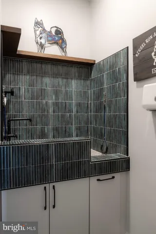 $1,399,000 | 4873 Point Road, Warrenton, VA 20187