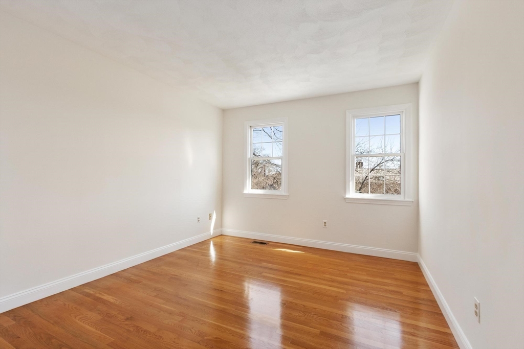 367 Waltham Street, Unit 5 Lexington, MA 02421 - Photo 33 of 42