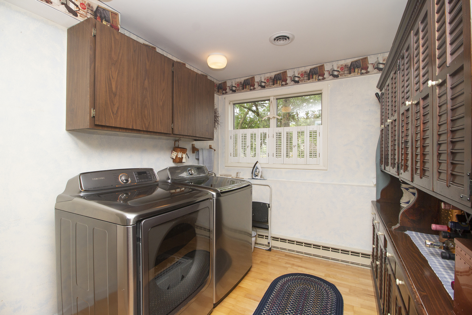 32444 Wilton Road Manhattan, IL 60442 - Photo 8 of 28 a kitchen with granite countertop a sink a stove and cabinets