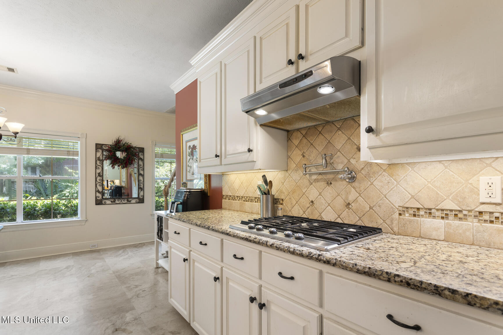 614 Kinsington Court Ridgeland, MS 39157 - Photo 12 of 45 614 Kinsington Ct-11