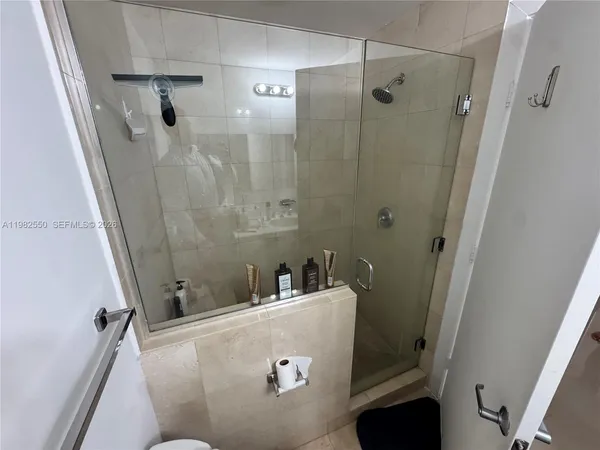 $4,000 | 1060 Brickell Avenue, Unit 3607, Miami, FL 33131