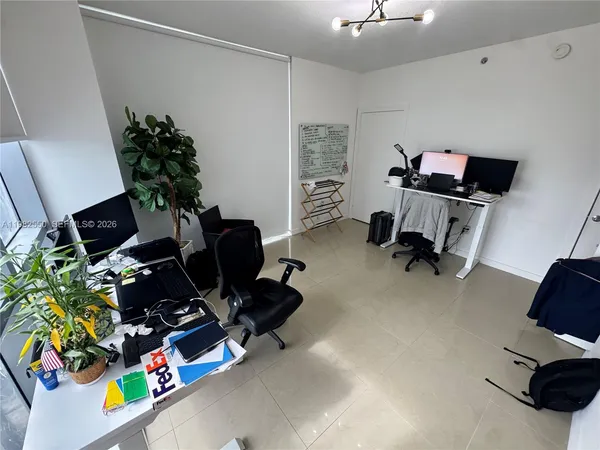 $4,000 | 1060 Brickell Avenue, Unit 3607, Miami, FL 33131