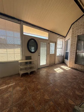 $2,700 | 9718 Crystal Boulevard, Baytown, TX 77521