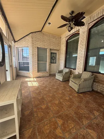 $2,700 | 9718 Crystal Boulevard, Baytown, TX 77521