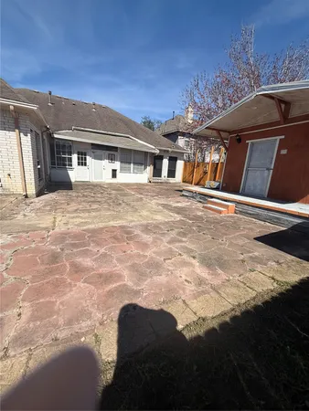 $2,700 | 9718 Crystal Boulevard, Baytown, TX 77521