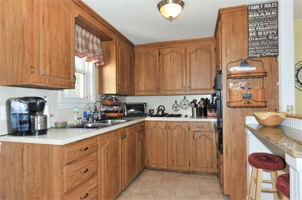 330 Douglas Road Lowell, MA 01852 - Photo 6 of 16 Gallery Image 6