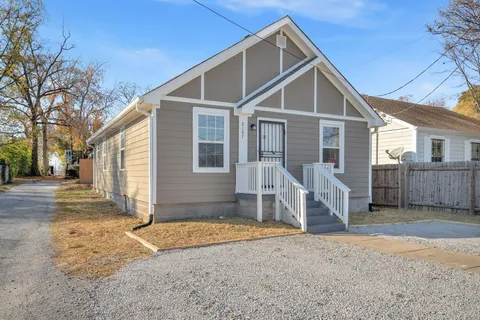 $309,900 | 2107 18th Avenue North, Nashville, TN 37208