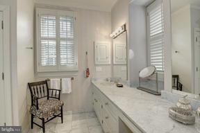 2206 Kalorama Road Northwest Washington, DC 20008 - Photo 11 of 15 Bath (Master)