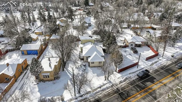 a view of outdoor space yard and patio