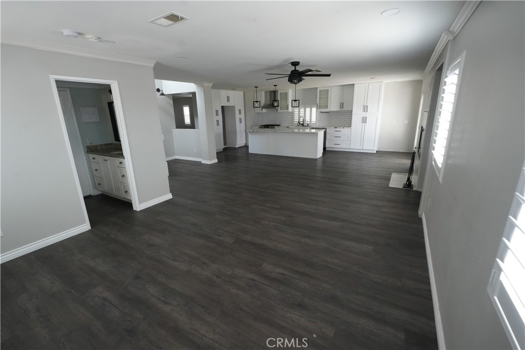 1464 Augusta Street Beaumont, CA 92223 - Photo 5 of 32 a view of kitchen and windows
