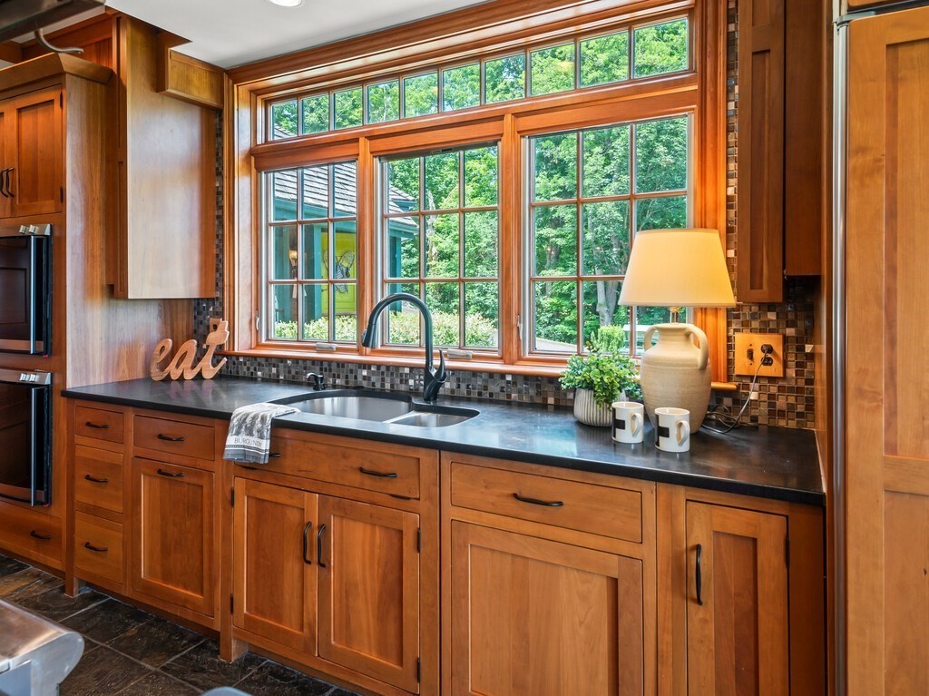 150 Mountain Road Princeton, MA 01541 - Photo 14 of 42