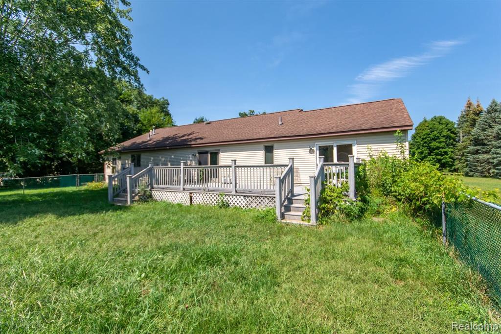 49125 Hull Road Belleville, MI 48111 - Photo 25 of 32