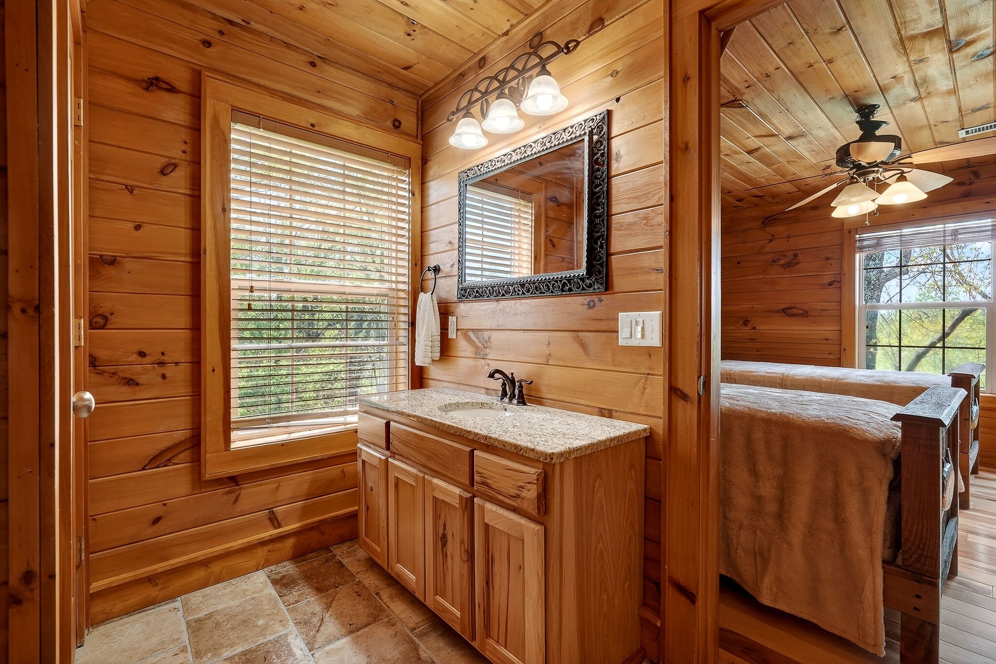 5175 Dale Ridge Road Liberty, TN 37095 - Photo 31 of 69 a bathroom with a sink a vanity and a bathtub