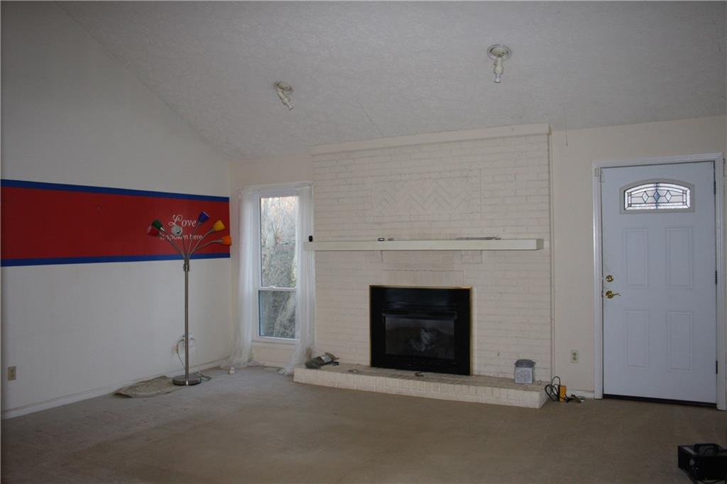 4755 Moller Road Indianapolis, IN 46254 - Photo 4 of 7 Gallery Image 4