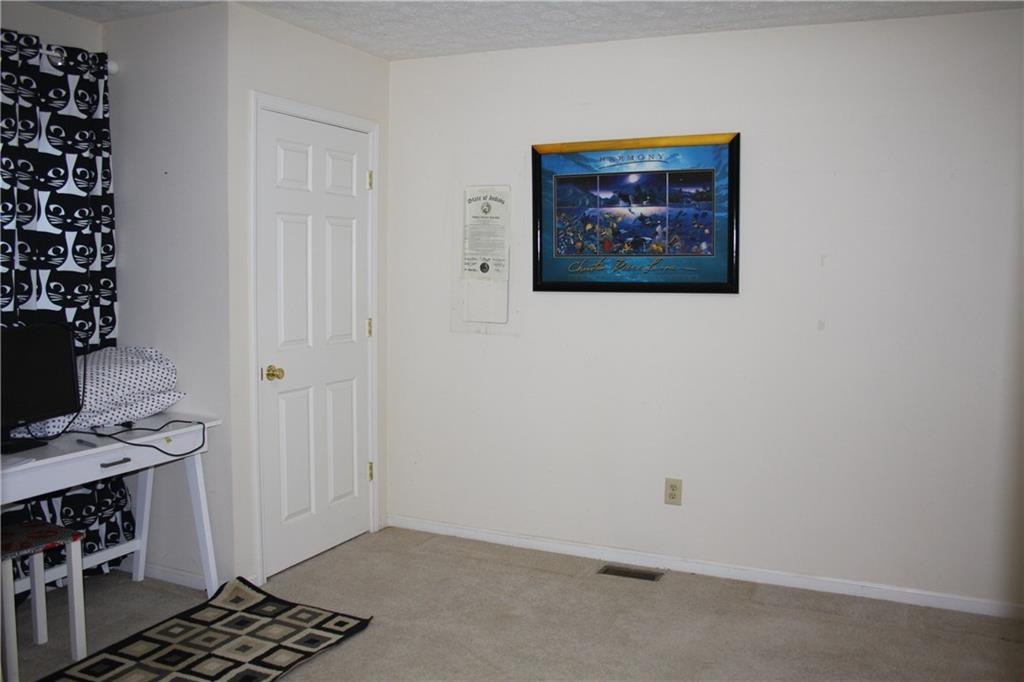 4755 Moller Road Indianapolis, IN 46254 - Photo 5 of 7 Gallery Image 5