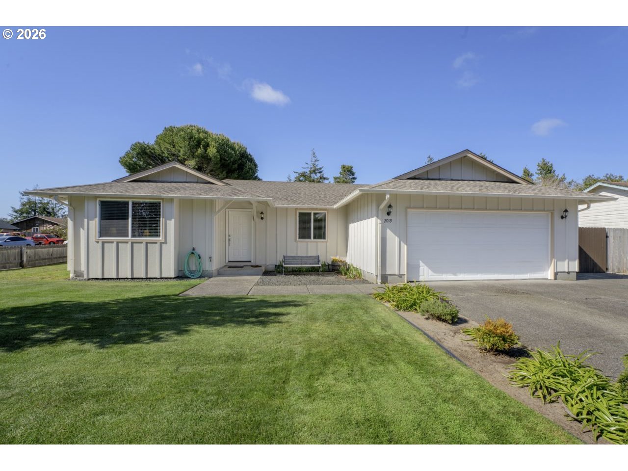 2019 40th Street Florence, OR 97439 - Photo 2 of 40