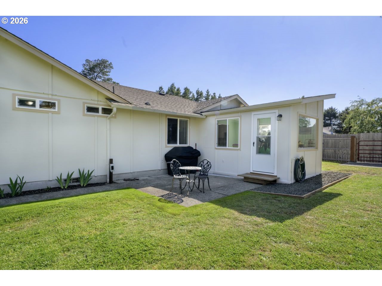 2019 40th Street Florence, OR 97439 - Photo 33 of 40