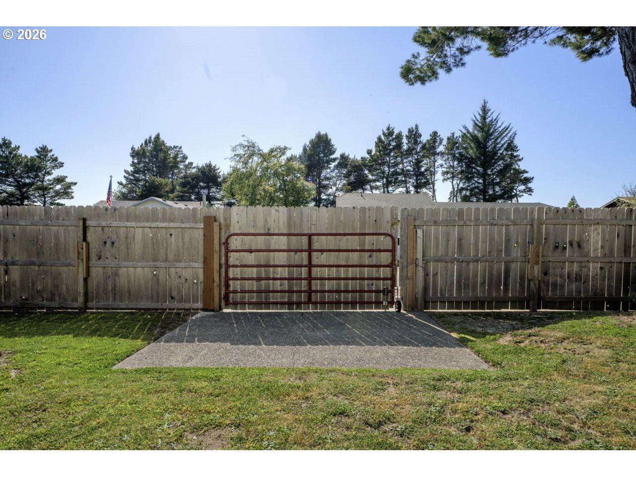 2019 40th Street Florence, OR 97439 - Photo 35 of 40